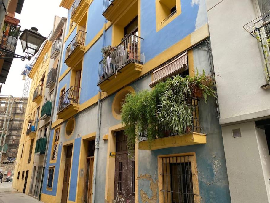Ferienwohnung Loft Con Estilo Y Terraza En Centro Historico Valencia Exterior foto